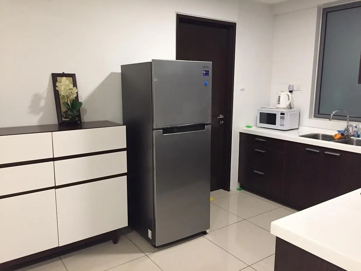 Molek Pine 3 Hotel Johor Bahru Apartment